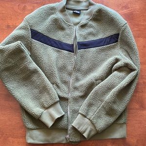 Zyia Olive Flying V Fleece